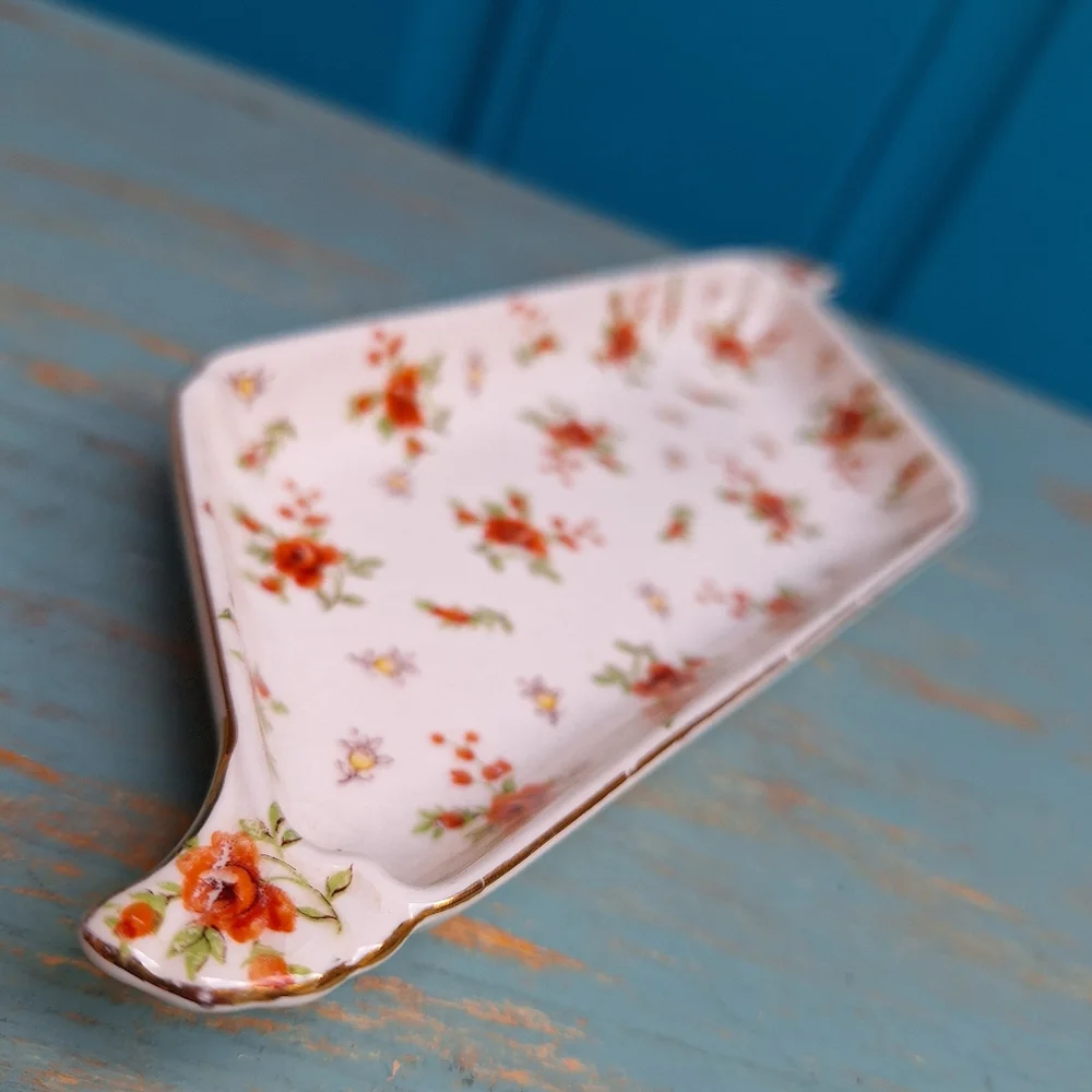 N/A vintage porcelain